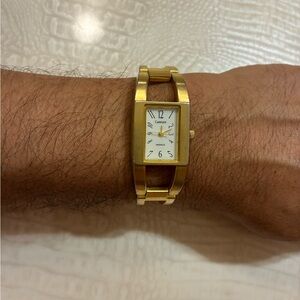 Gold color vintage  Watch with White Dial